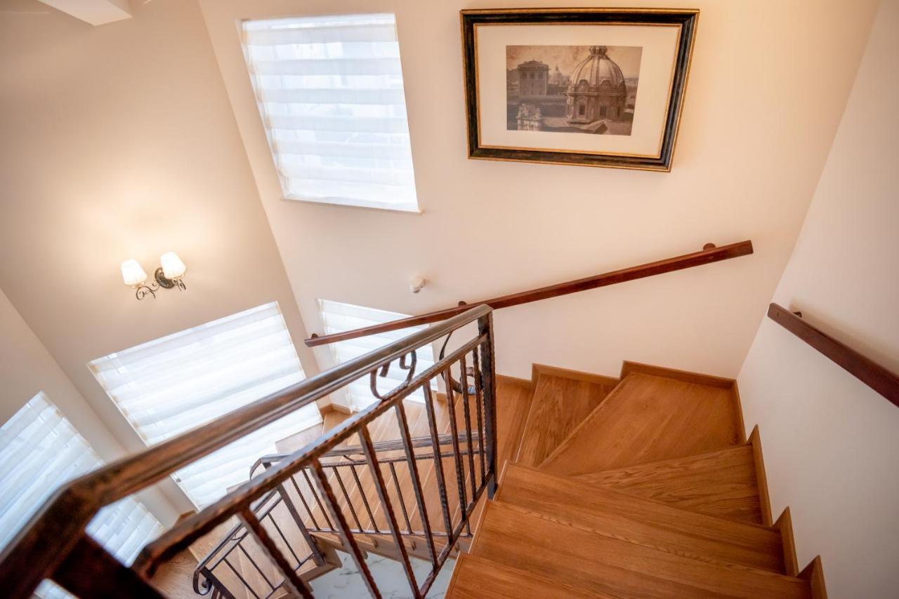 Ana Boutique Bed & Breakfast อัลบายูเลีย ภายนอก รูปภาพ